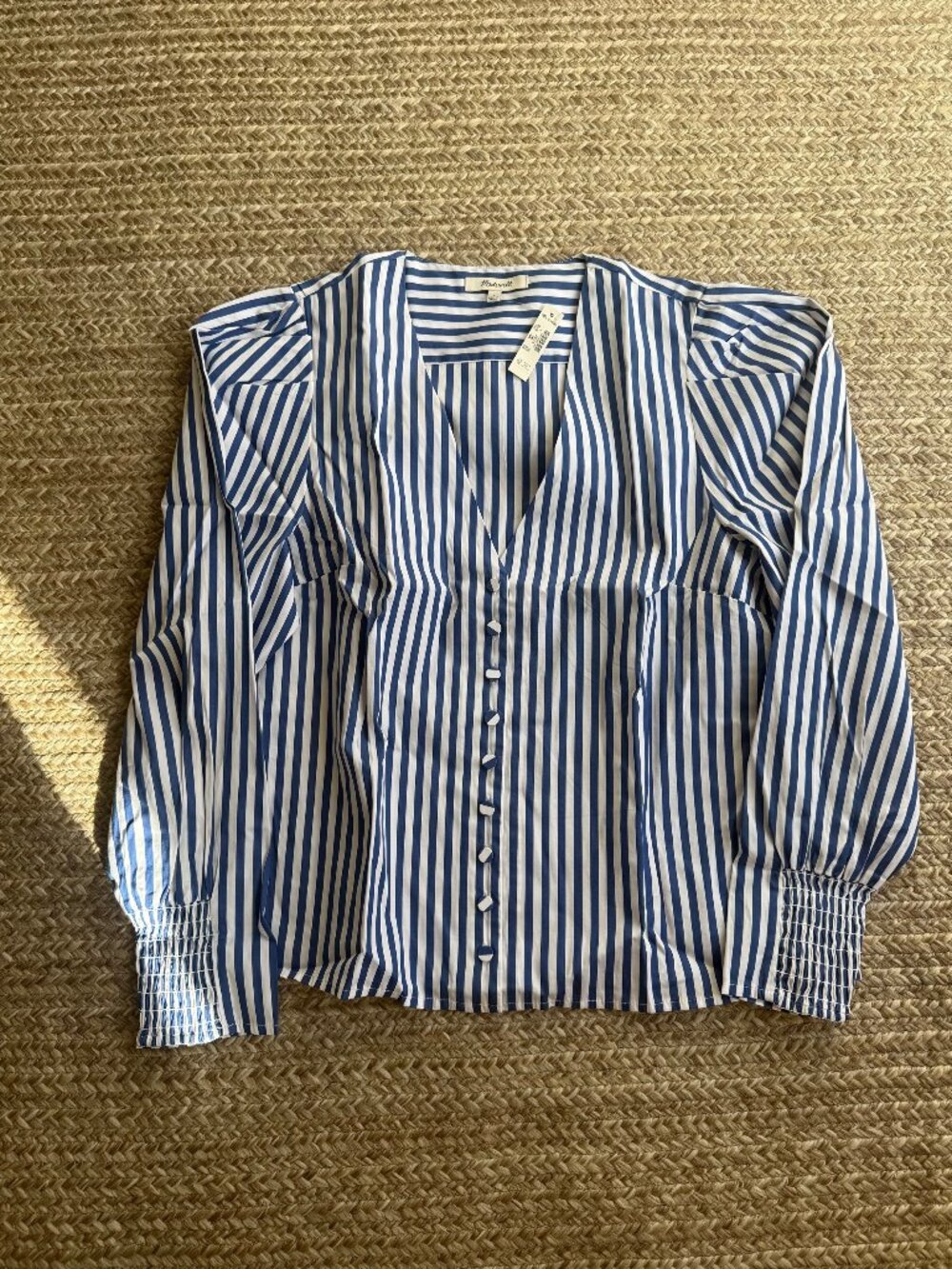 NWT Stacked-Button V-Neck Shirt in Poplin